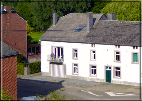 Het Nieuwe Huis links op de foto. Het Nieuwe Huis links op de foto.
